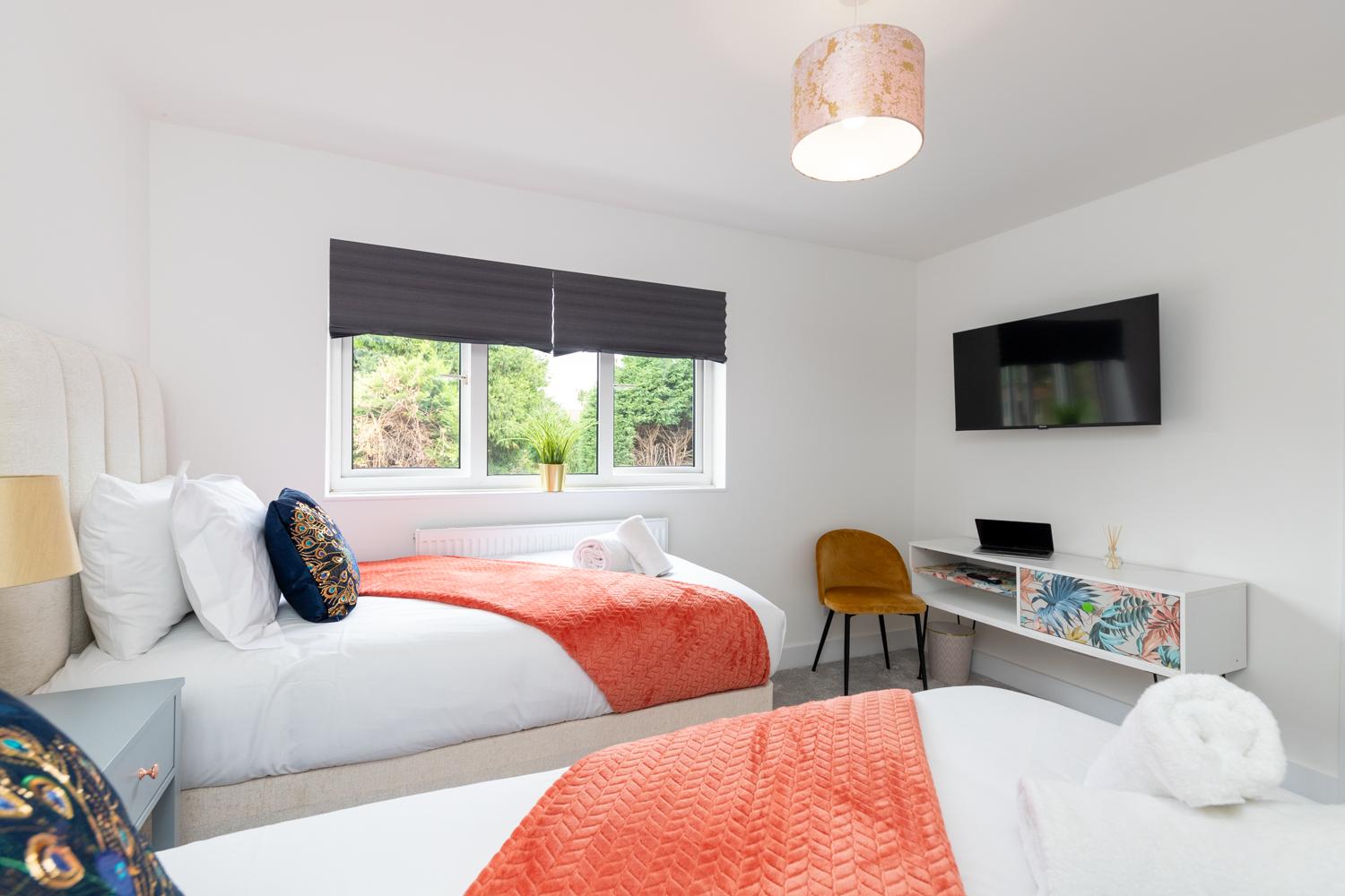 3 Bedrooms House Stevenage Herts2