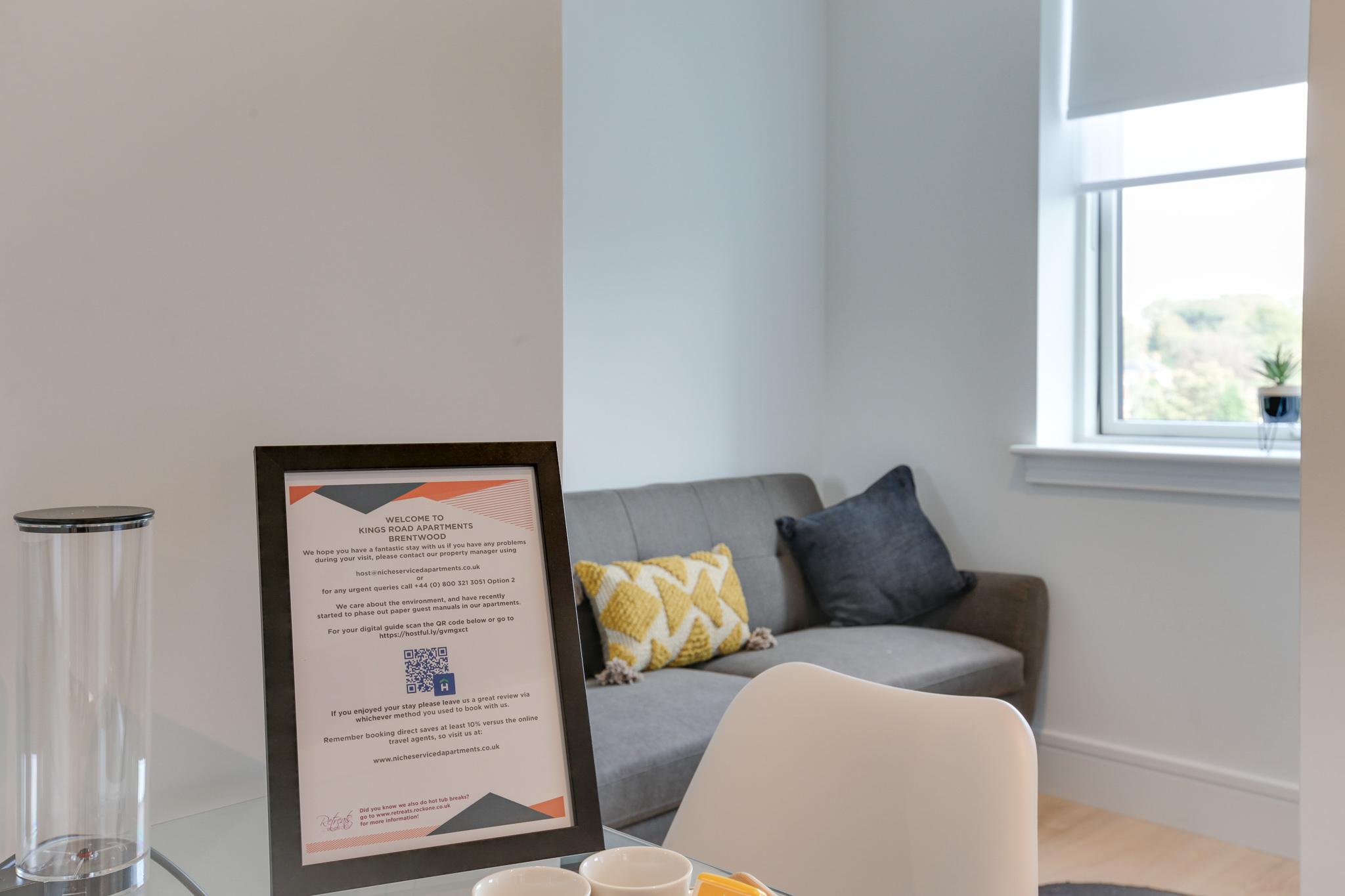 Kings Road Apartments6