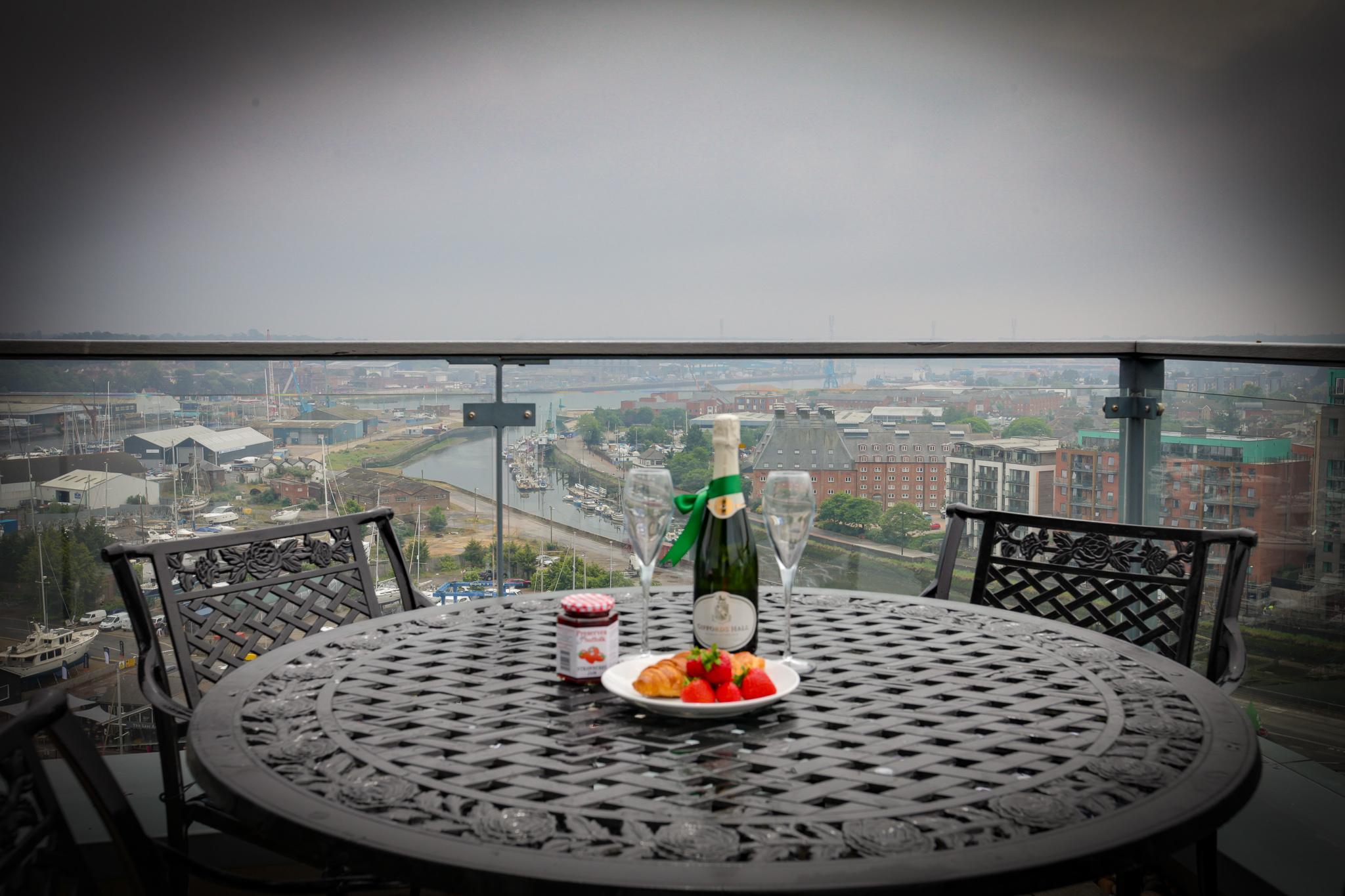 The Marina Penthouse6