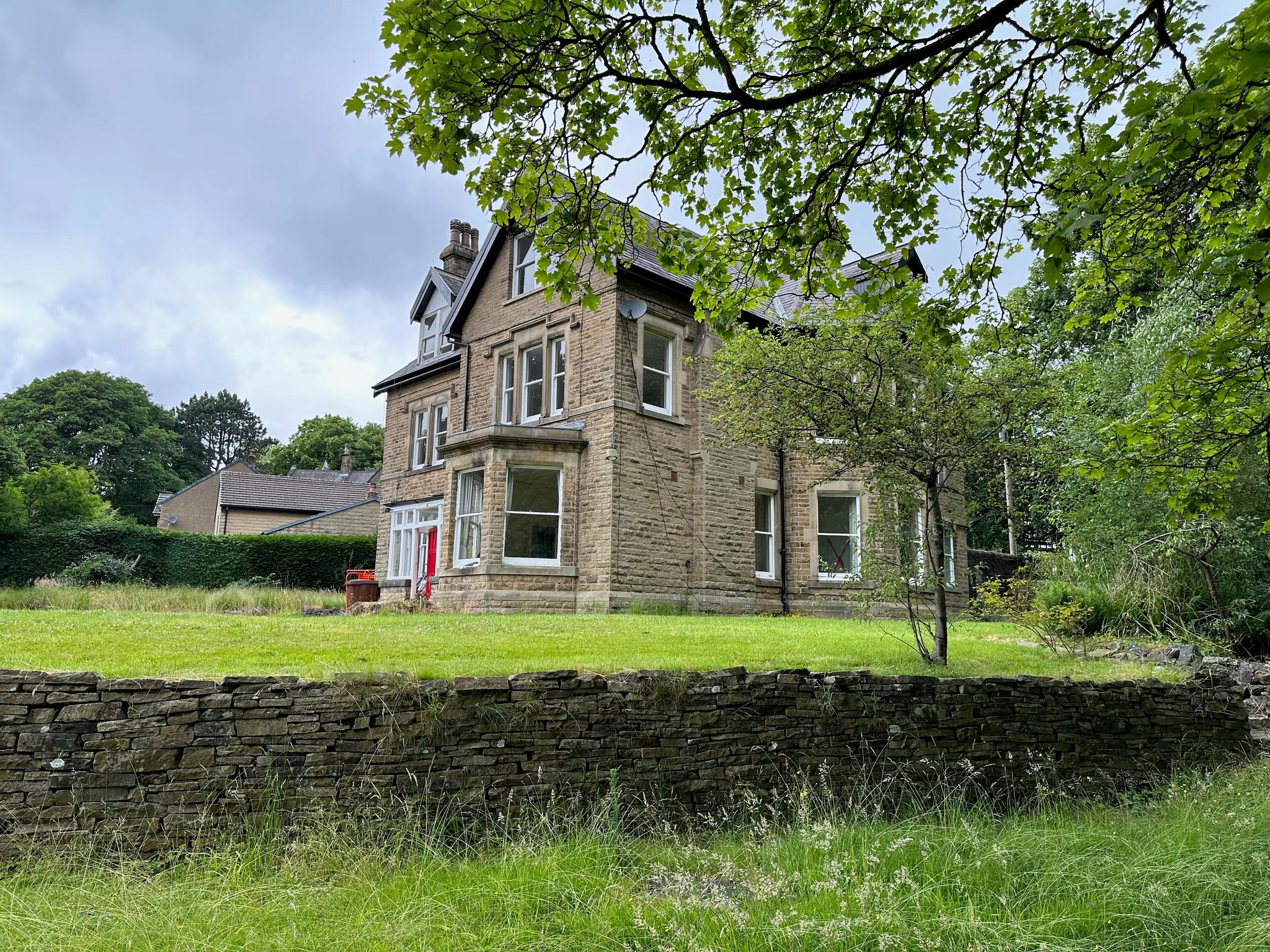 Hearthside Park Road