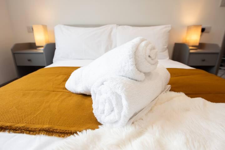 Colchester 3 Bedroom House, 2 Parking Spaces +WiFi2