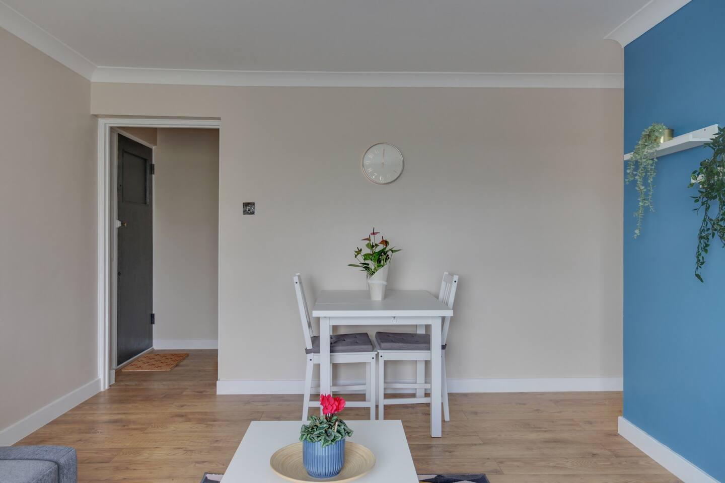 Homely 1 bed Apartment in Harlow3