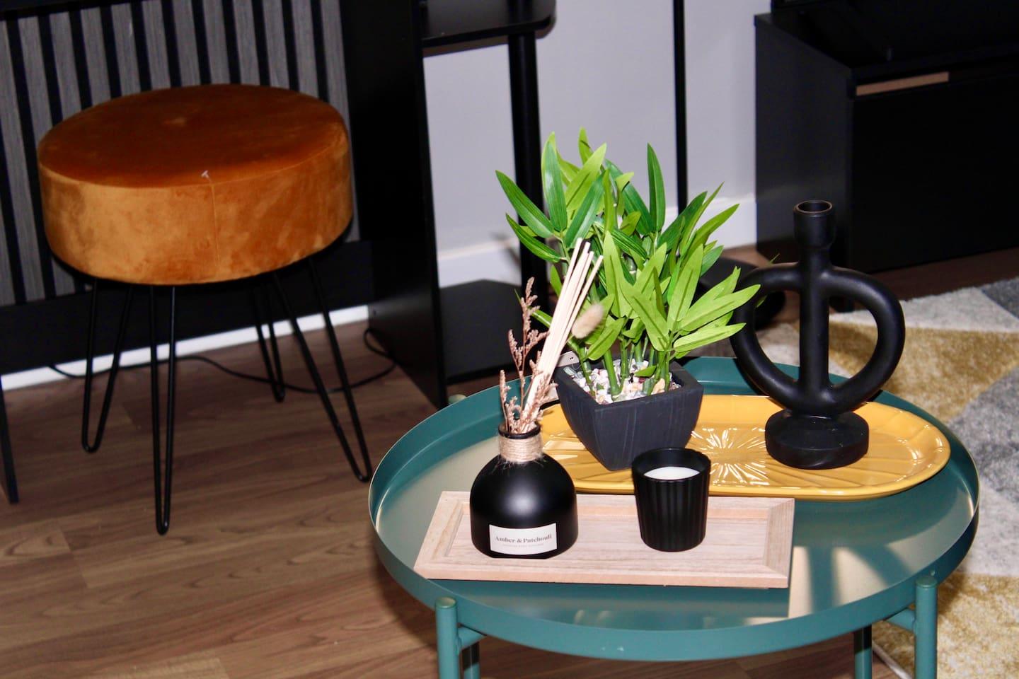 2 Bed Leeds Train Station Apartment City View6