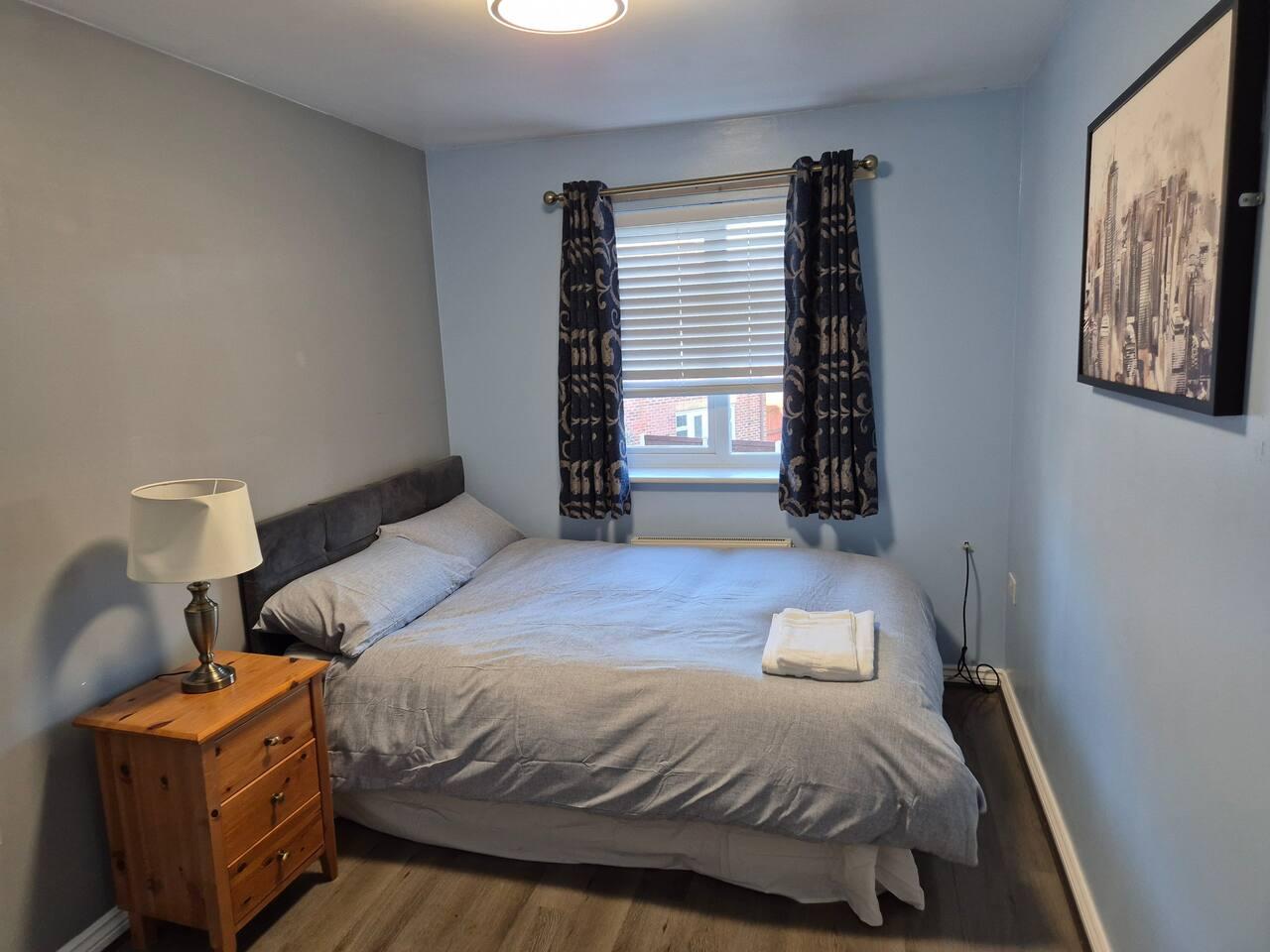 Wrexham Retreat Villa 4 Bedroom 4 Beds 3 Bath,6