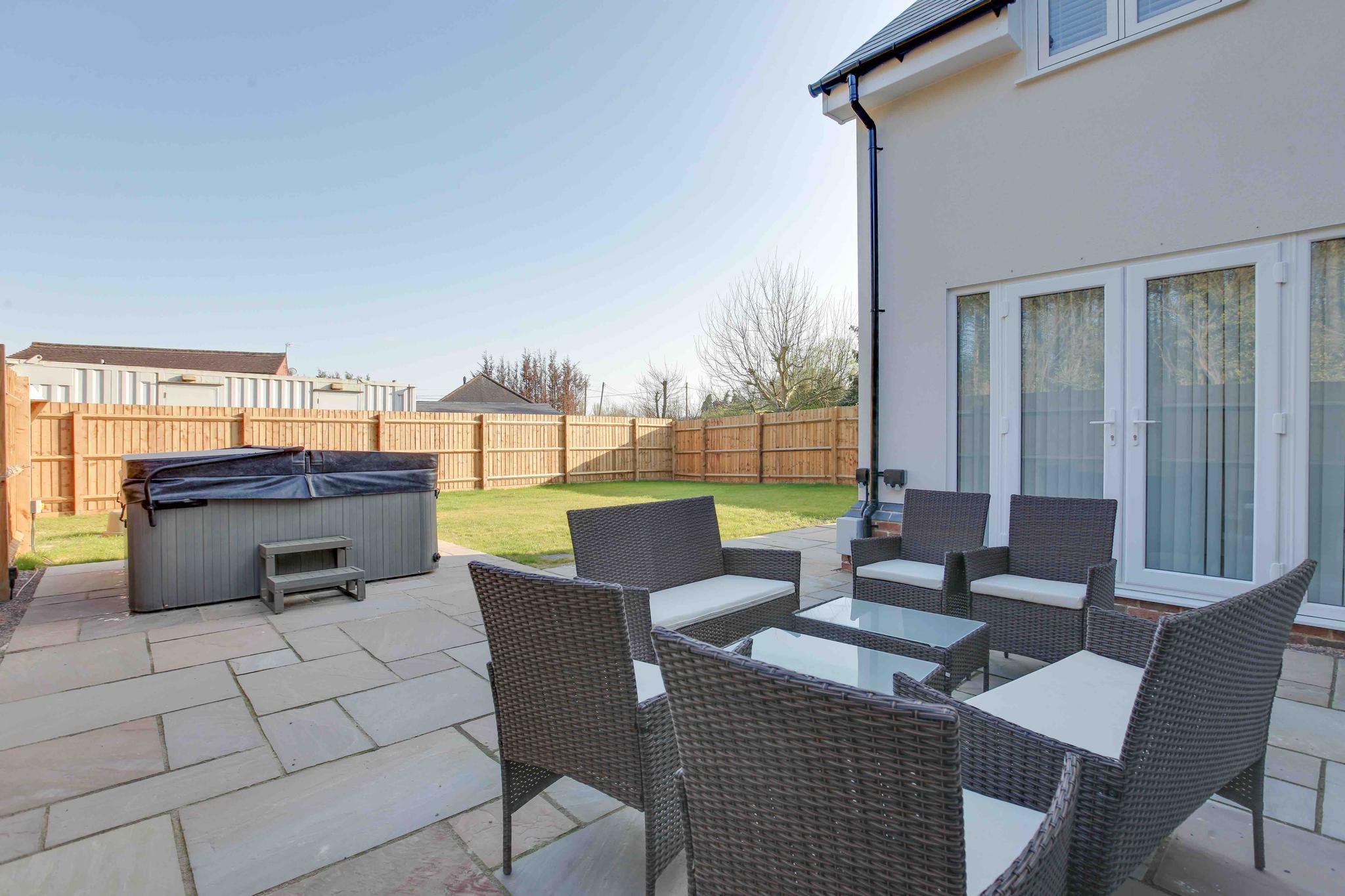 Foxglove House Stansted Airport4