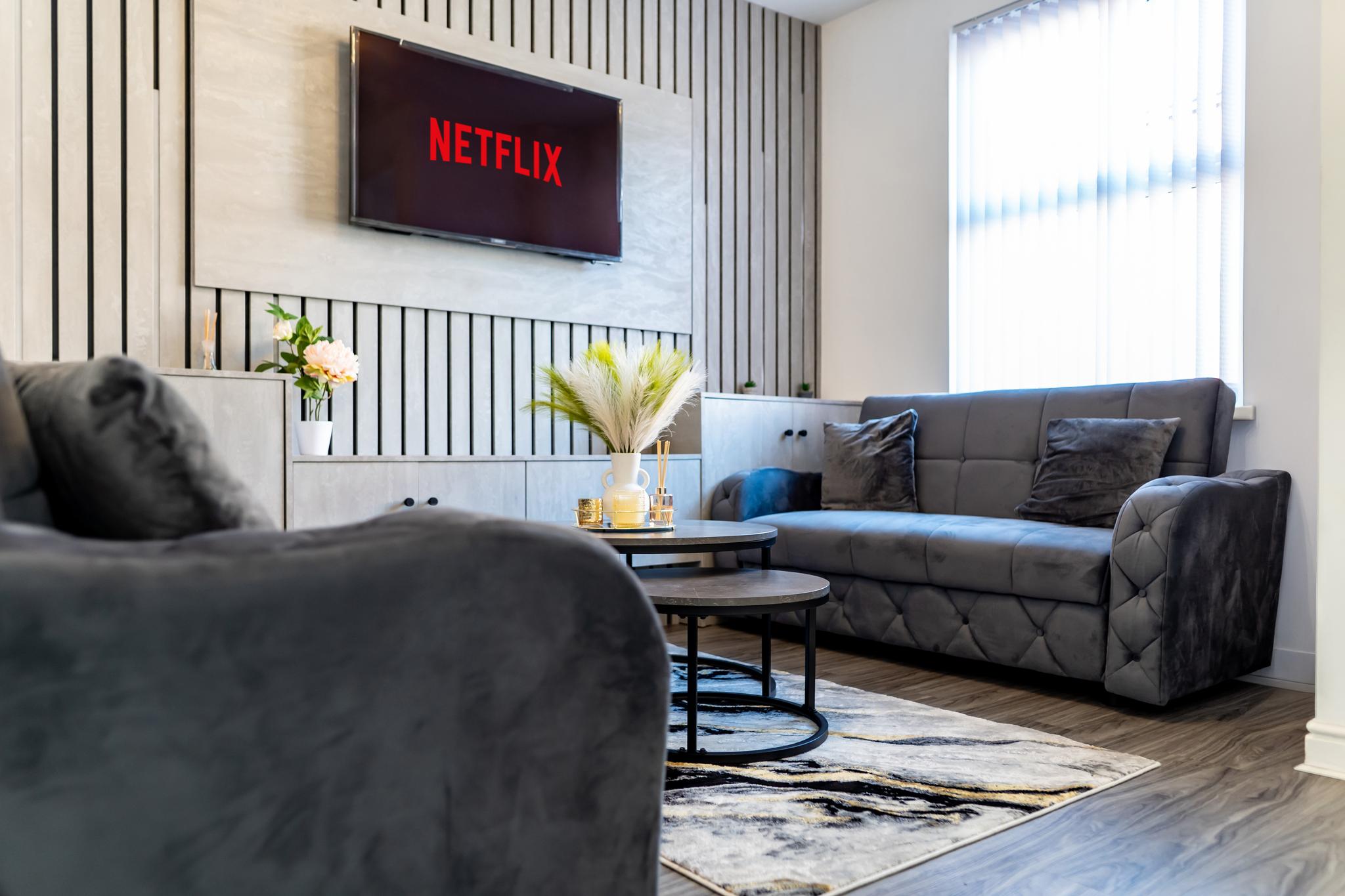 Etihad Co-op Live Old Trafford Free Parking