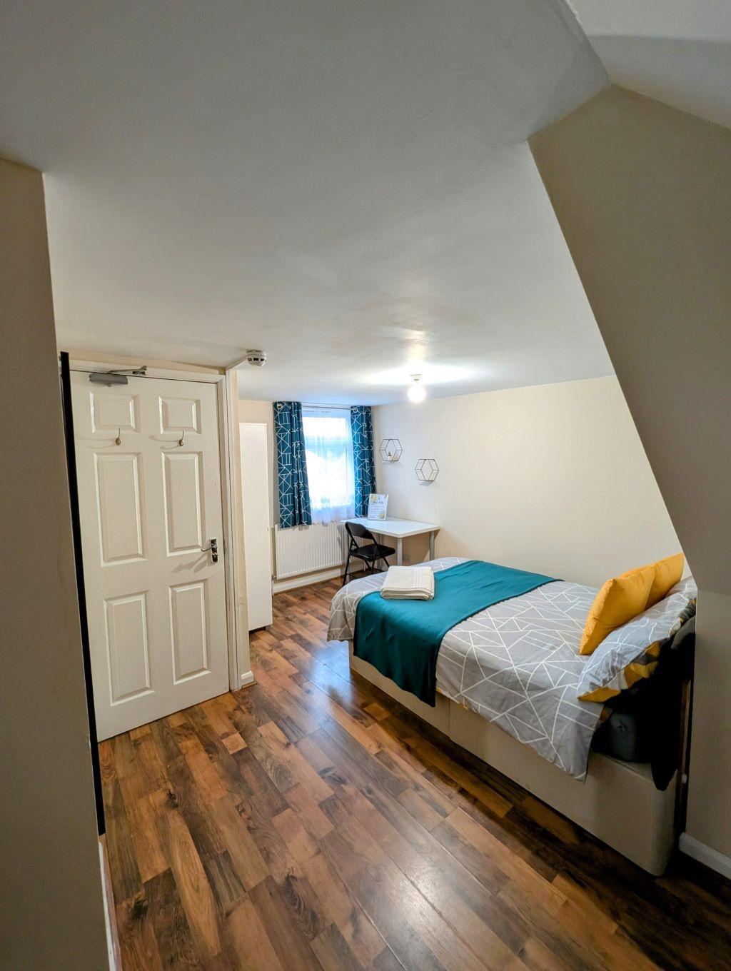 Cosy studio close to Heathrow Airport2