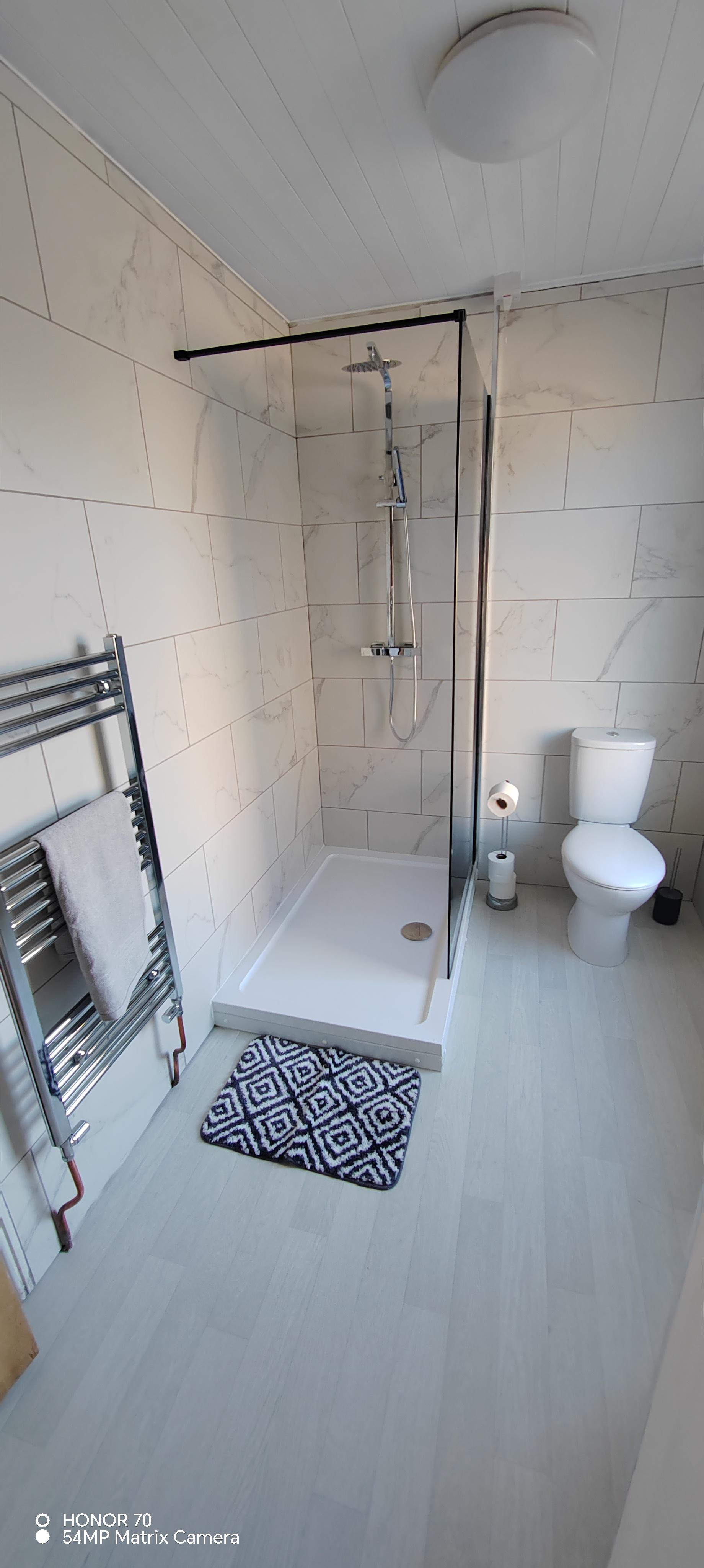 Brighouse 2 bedhouse central, contractors welcome5