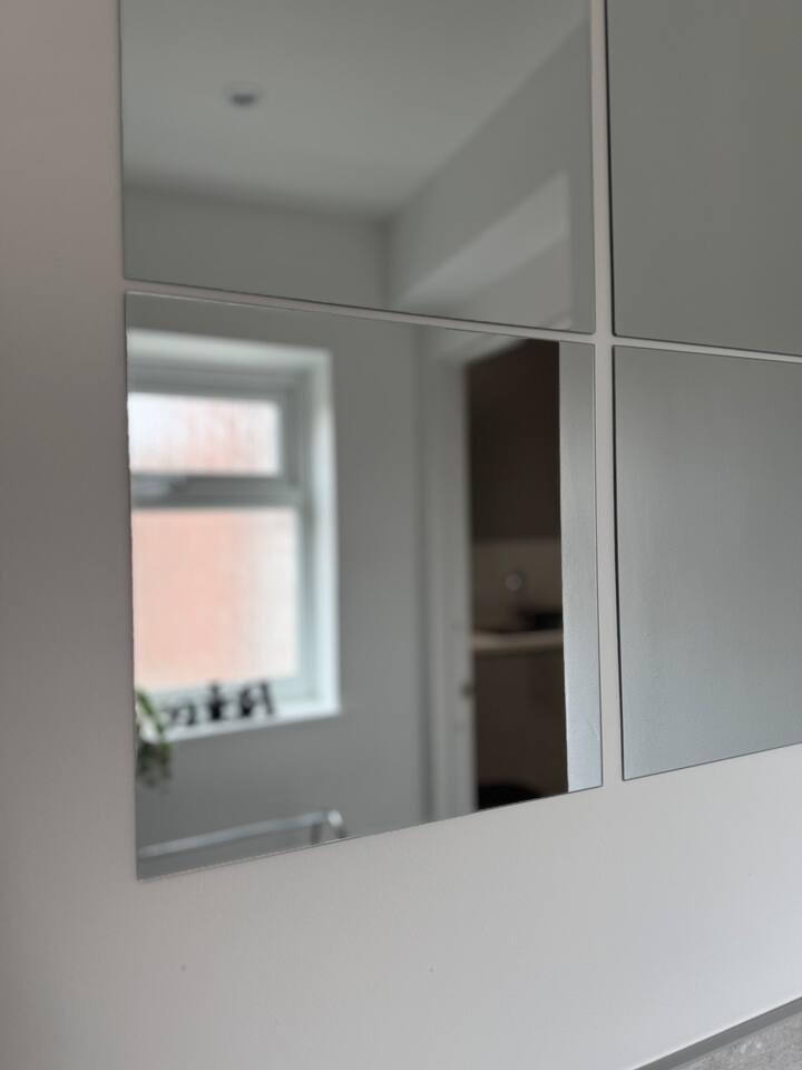 Huge 5 Bed | Secure Parking | Contractors welcome6