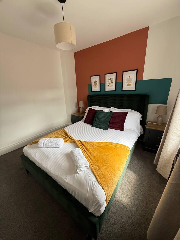 3BR Sleeps 5 Garden&Parking-Great for Contractors