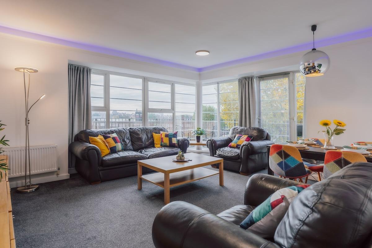 City View Penthouse @ Leicester2