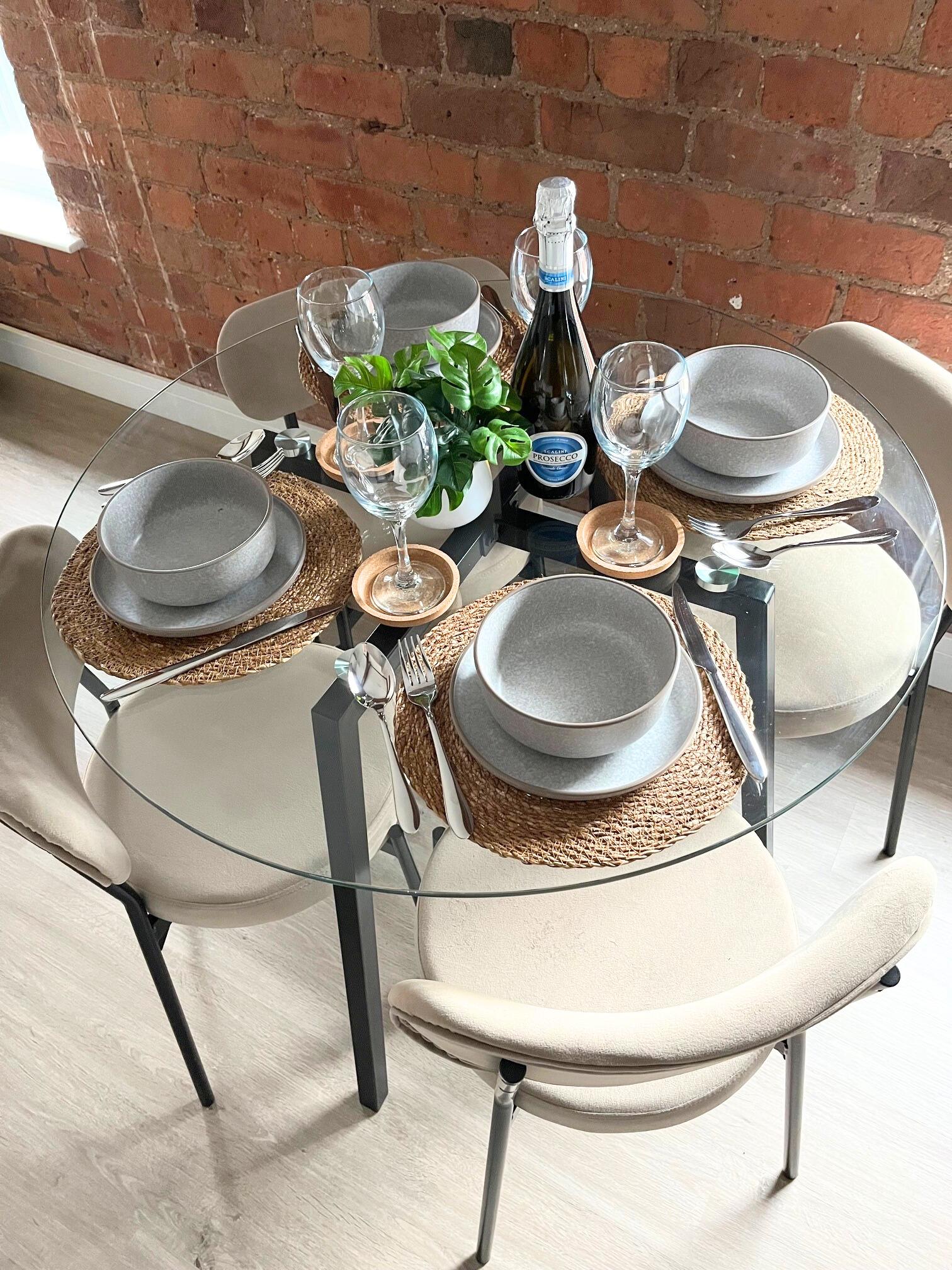 Urban Industrial Loft 1 *Private Parking*4