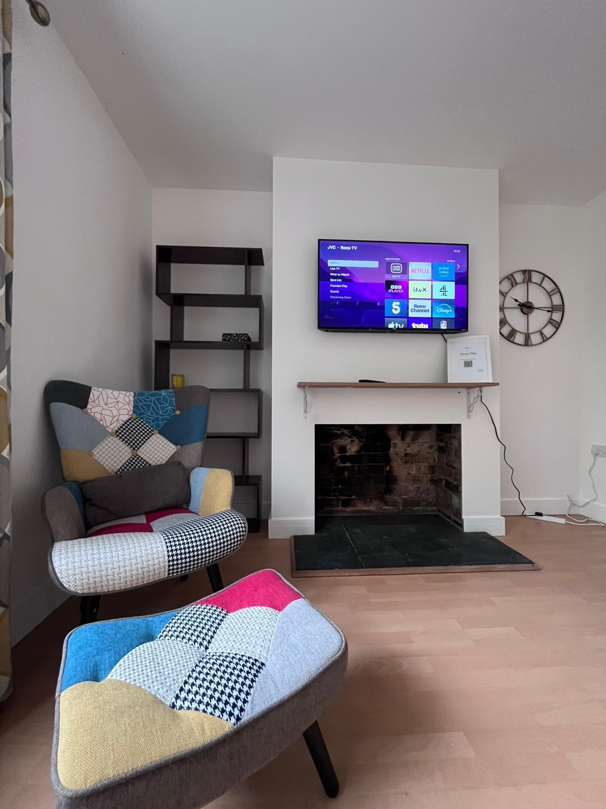 Two Bed Villa Notts for families and professionals4