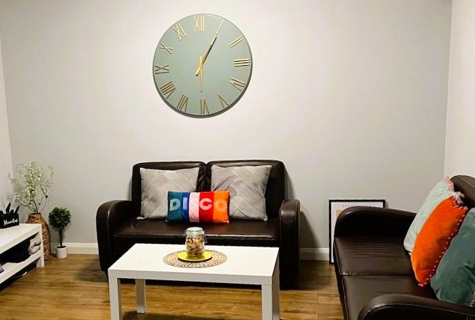 8 person 4 bedroom 4en-suite, Free Parking3