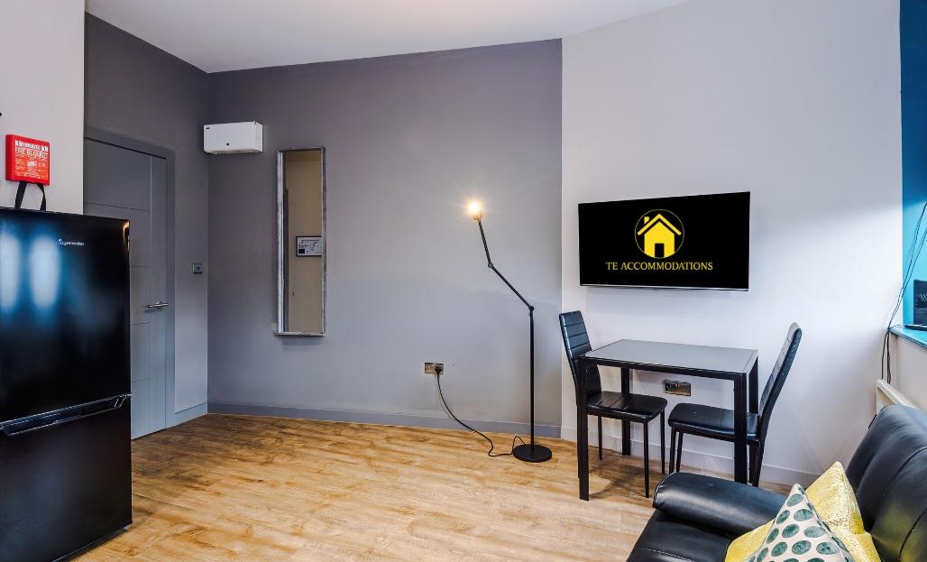 Central Wigan|Free Parking|Business|Leisure3