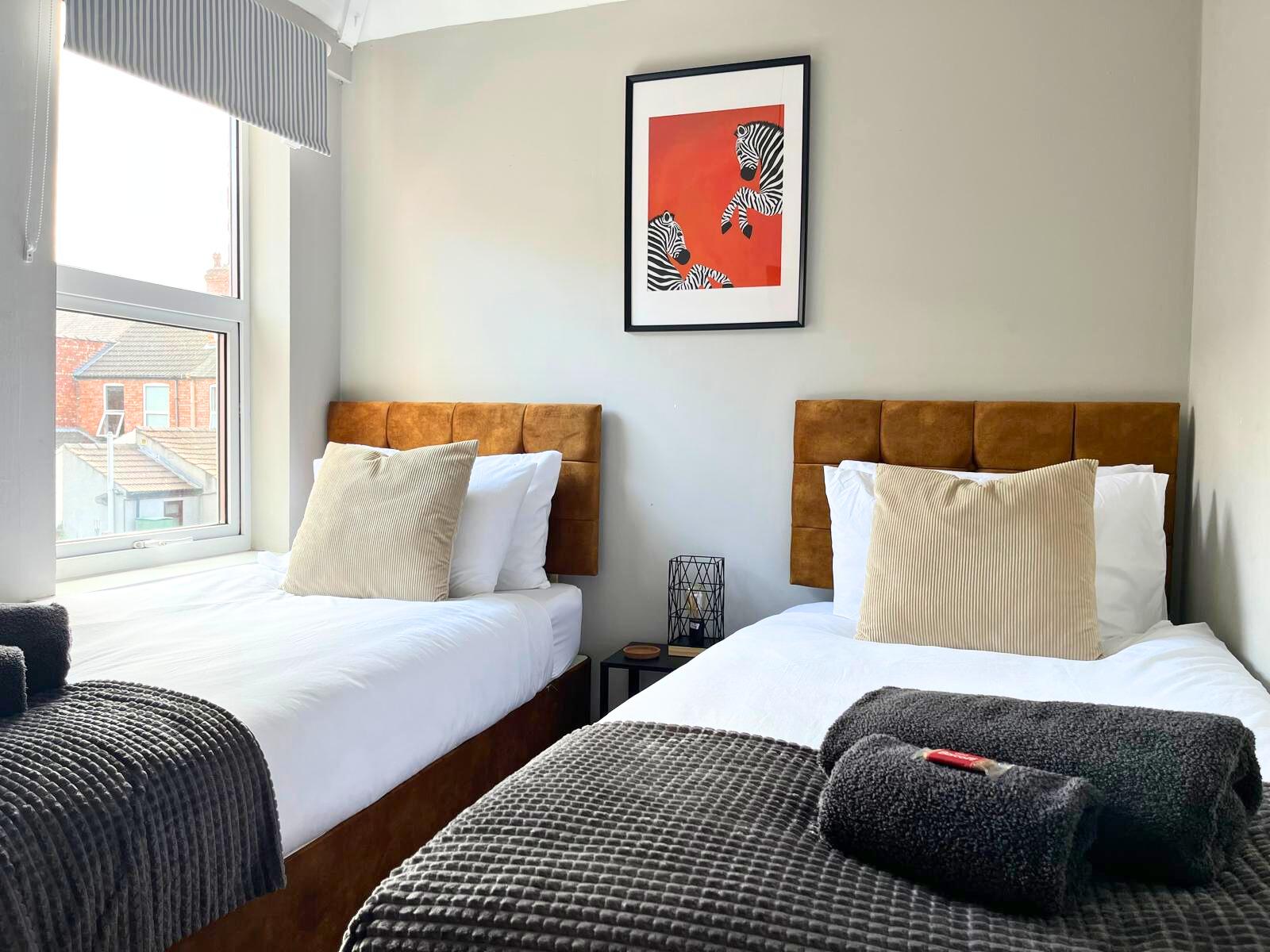 4-Bed Townhouse | LincolnCentre | 2 Parking Spaces2