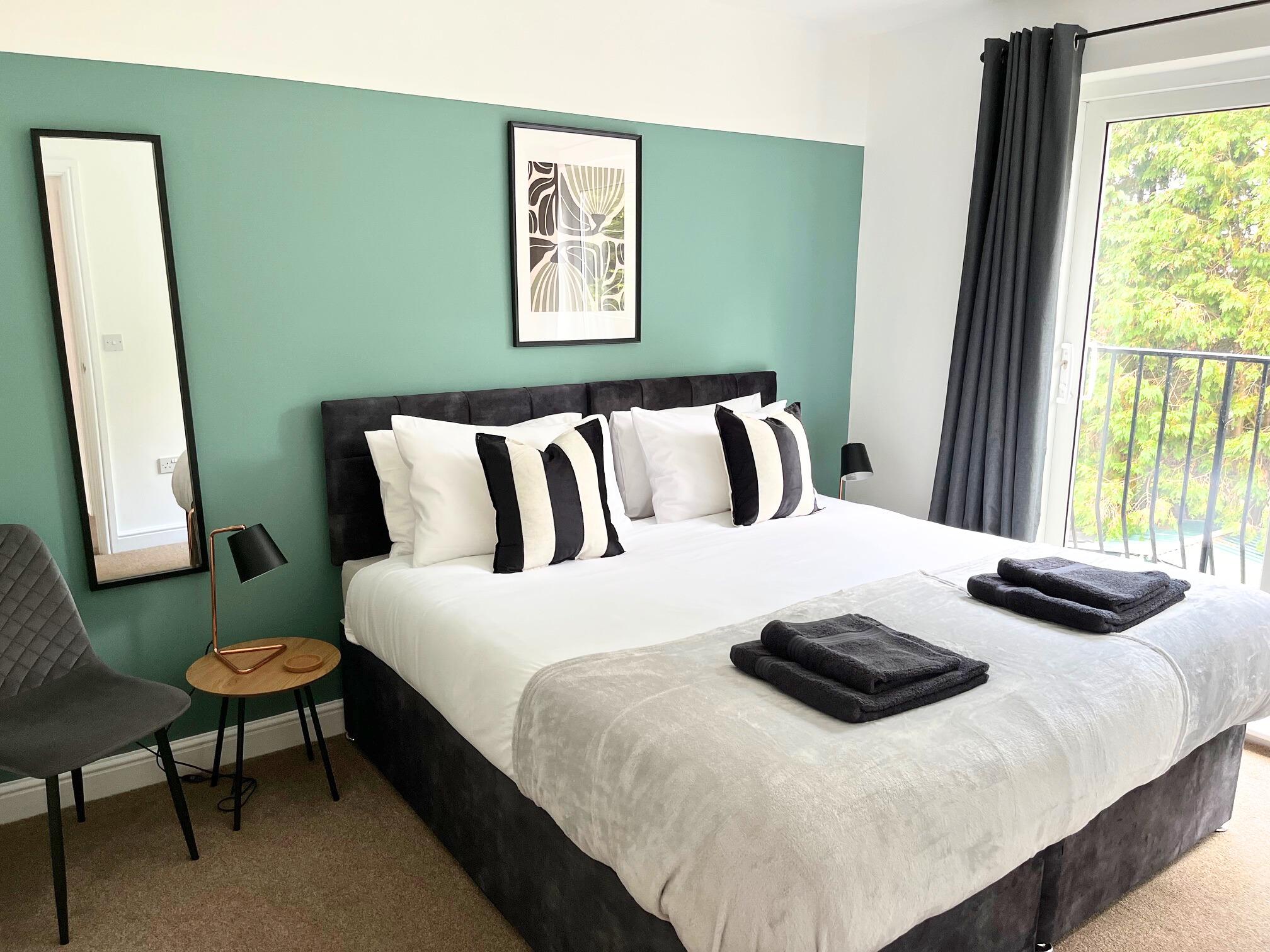 3-Bed Semi-Detached |Private Drive| Lincoln City