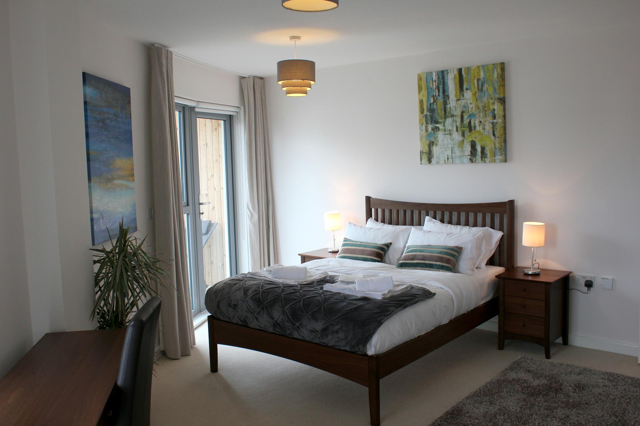 The Luxurious Semi-Circle4