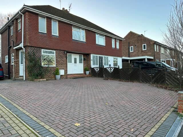 Quebec House - Swindon2