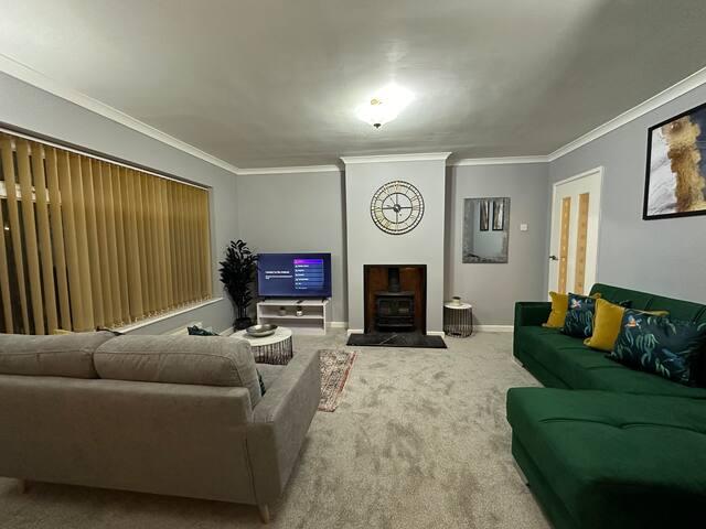 Quebec House - Swindon3