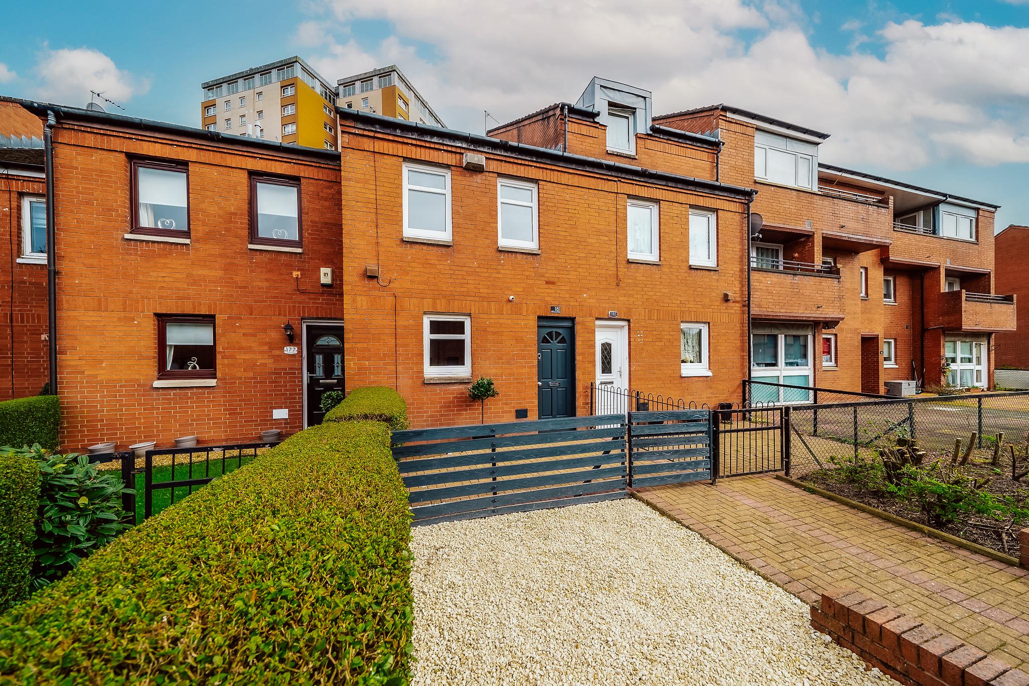 I'm Your Host - Dalmarnock Stay2