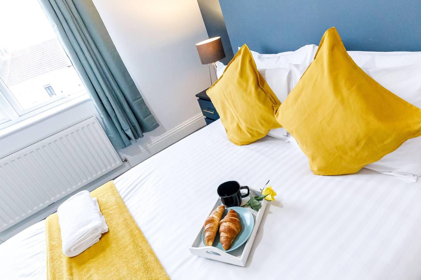 Spacious 3Bed Flat-FREE Parking5