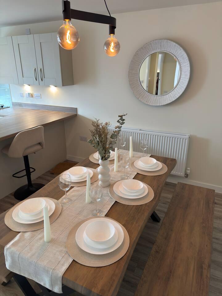 ORION - 4 bed central house4